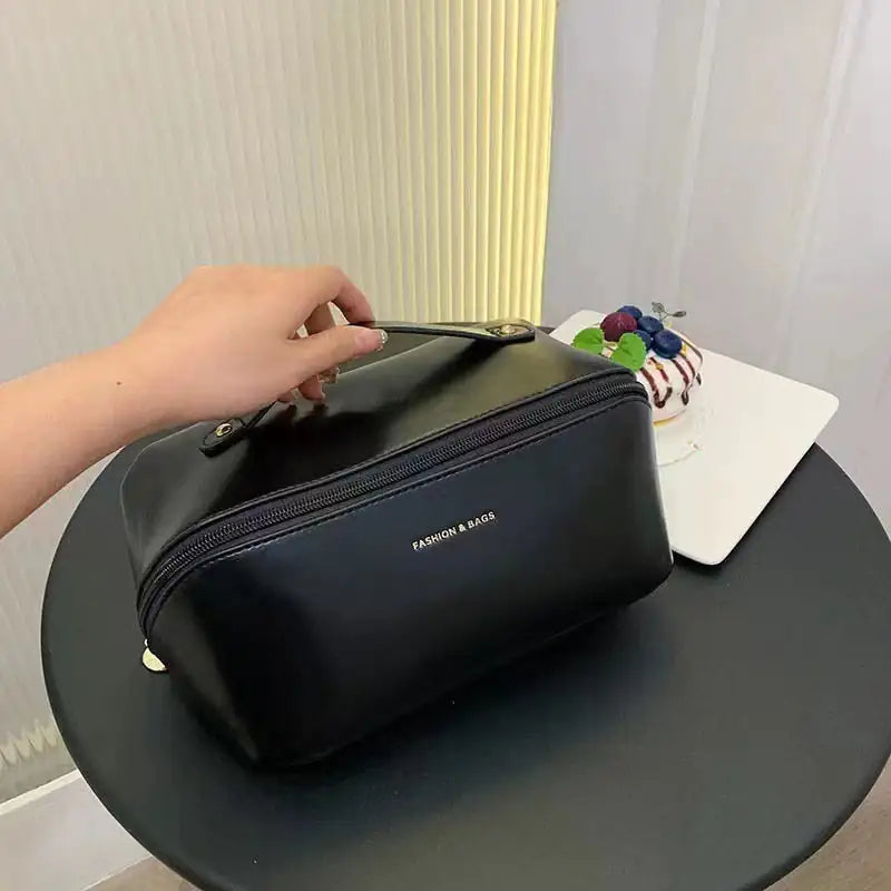 Women's Toiletry Bag - Glo Shop